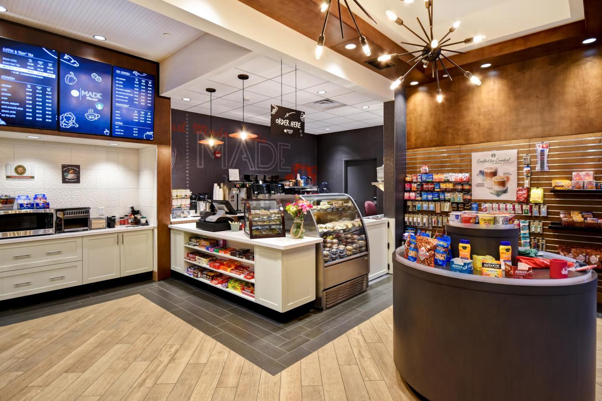 Doubletree By Hilton Deadwood At Cadillac Jack'S Exterior photo