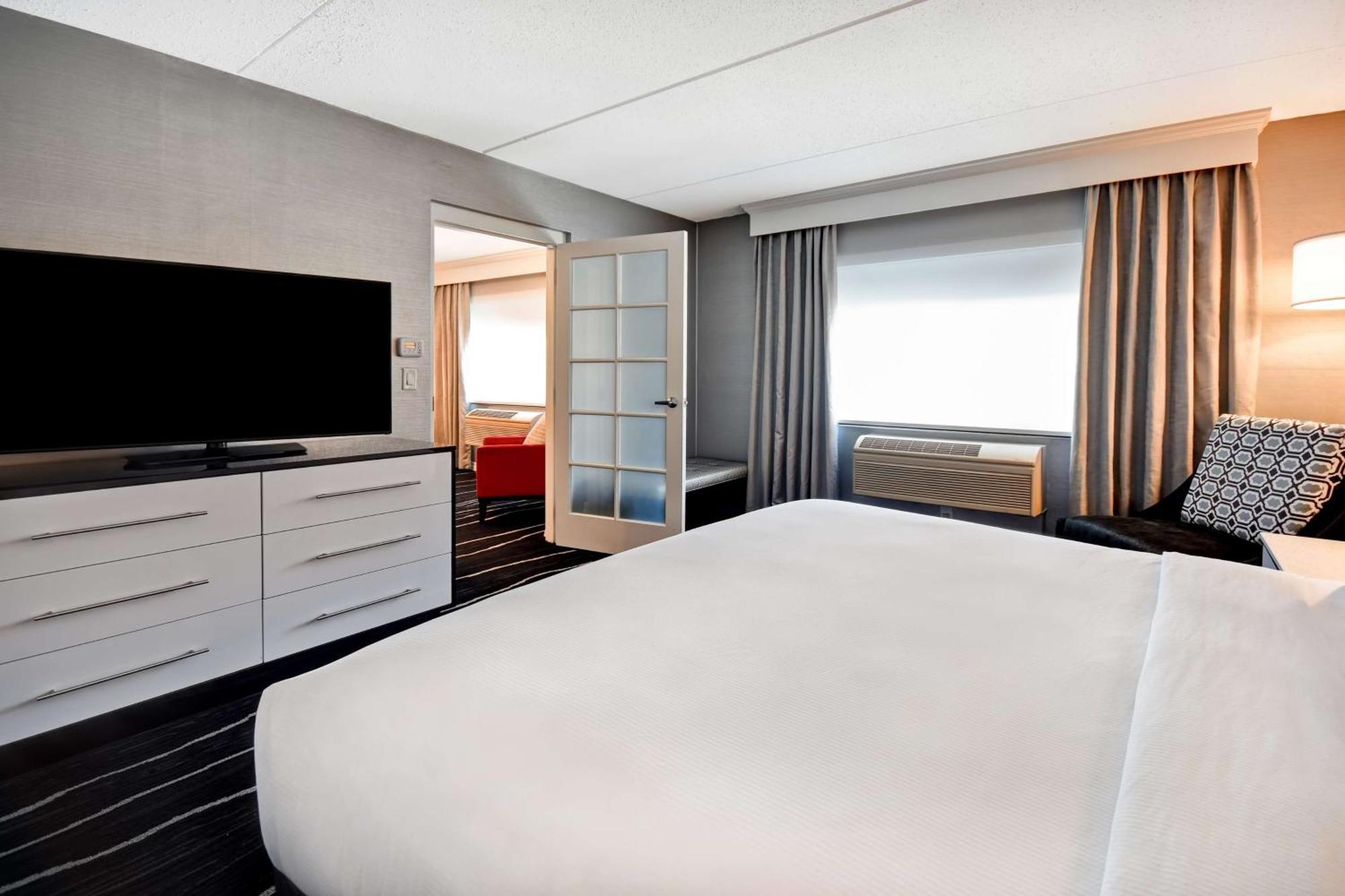 Doubletree By Hilton Deadwood At Cadillac Jack'S Exterior photo